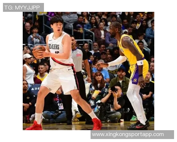 球哥对阵老东家表现惨淡四投零中得分为零正负值惨淡至极