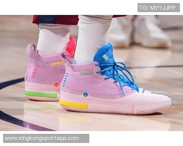 森林狼官方社媒展示爱德华兹新战靴AE2引发球迷热议是否比第一代更出色