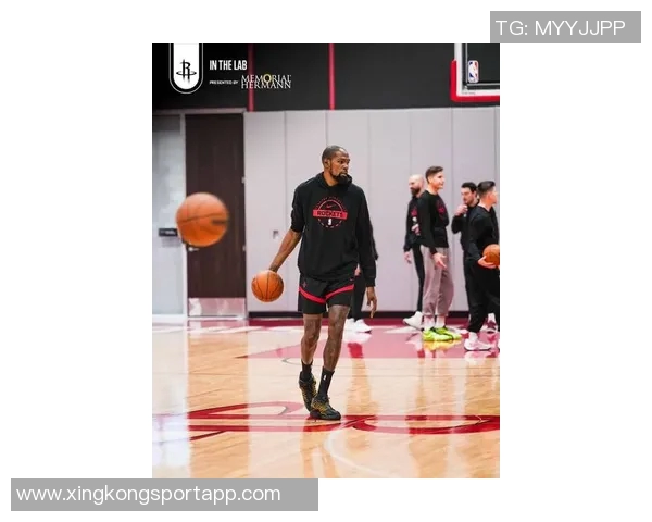 杜兰特生涯最低球权使用率场均出手仅168次引发关注